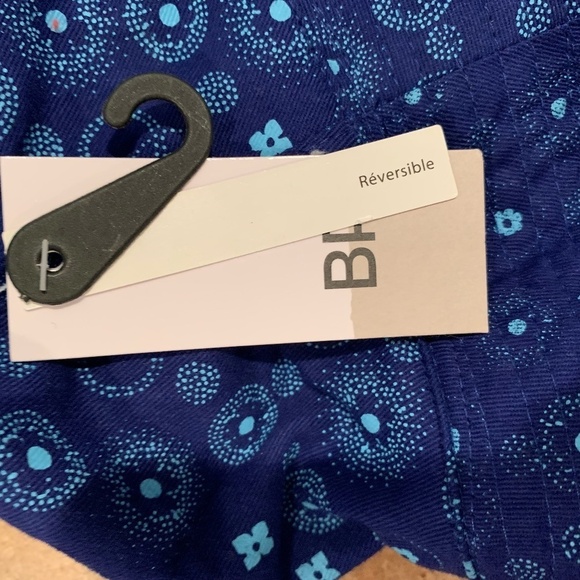 BP Reversible Bucket Hat NWT - Picture 3 of 5